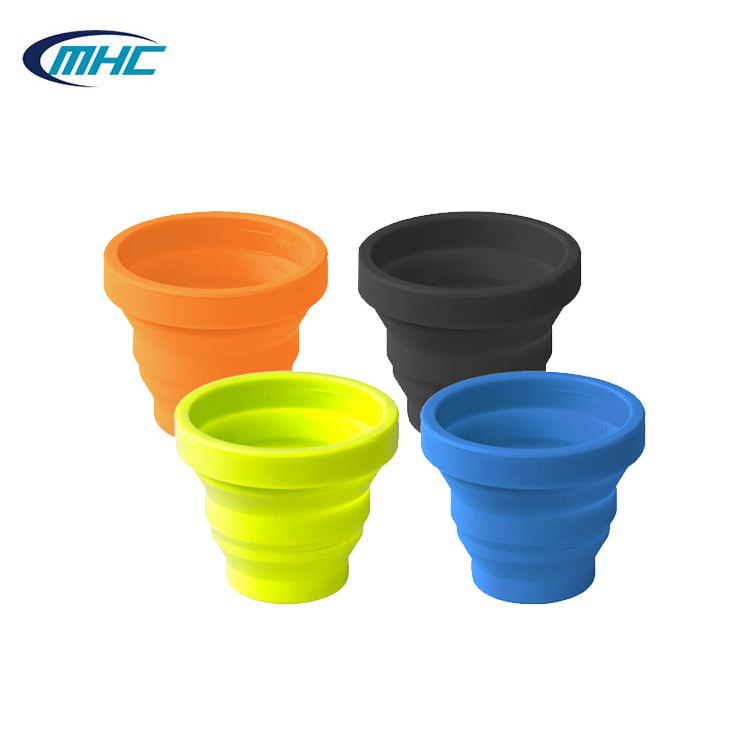 Custom Logo Food Grade Silicone Foldable Cup Wholesale Reusable Collapsible Travel Drinking Cup Portable Silicone Water Bottle