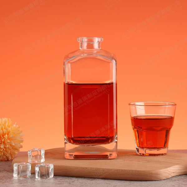 Материал корпуса Стеклянная прозрачная бутылка для ликера текилы 500 мл 1000 мл Уникальная резковая плоская