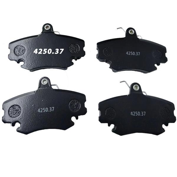 OE 425039 for PEUGEOT Ceramic Car Brake Pad in Dubai Auto Accessories Market