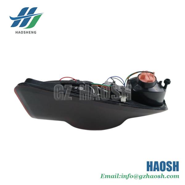 Para a lâmpada traseira Isuzu DMAX 2007 LH 8-97375607-1 8-97375607-0 8973756071 8973756070