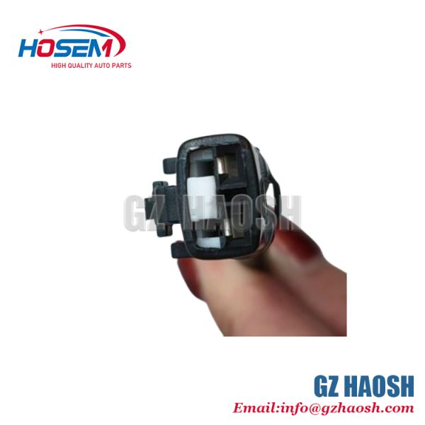 Heavy Duty 95670-08300 Front Left ABS Wheel Speed Sensor For Hyundai Elantra
