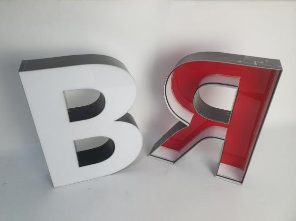 Waterproof Golden Backlit LED Signboards for Office and Wedding