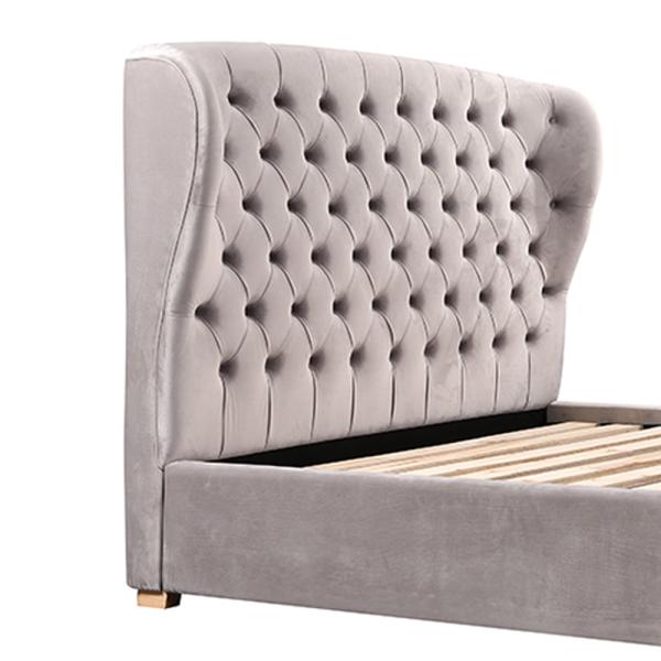 Hotel Durable Leather Tufted Queen Bed Multipurpose Nordic Deisgn