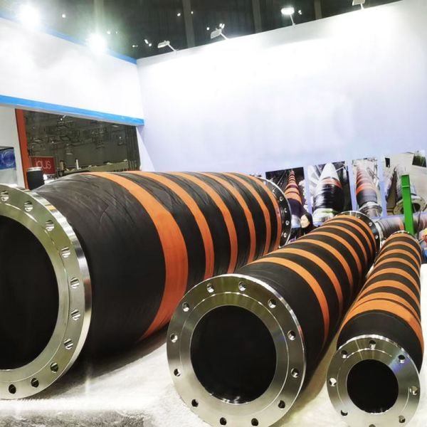 Multi Layer Floating Dredge Hose Anti Collapse High Slurry Wear Resistance