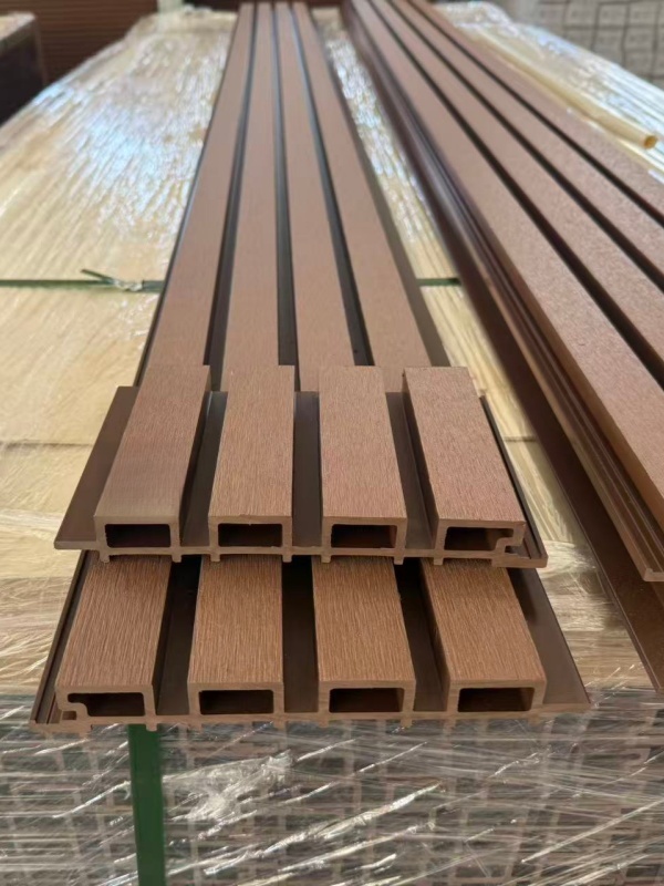 Waterproof WPC Wall Panel 219x26mm Anti Rot Exterior Timber Alternative Eco