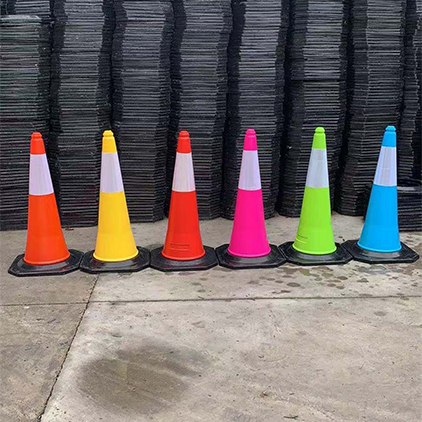 Высокая видимость Оранжевый ПВХ Конус дорожного движения Для безопасности дорожного движения