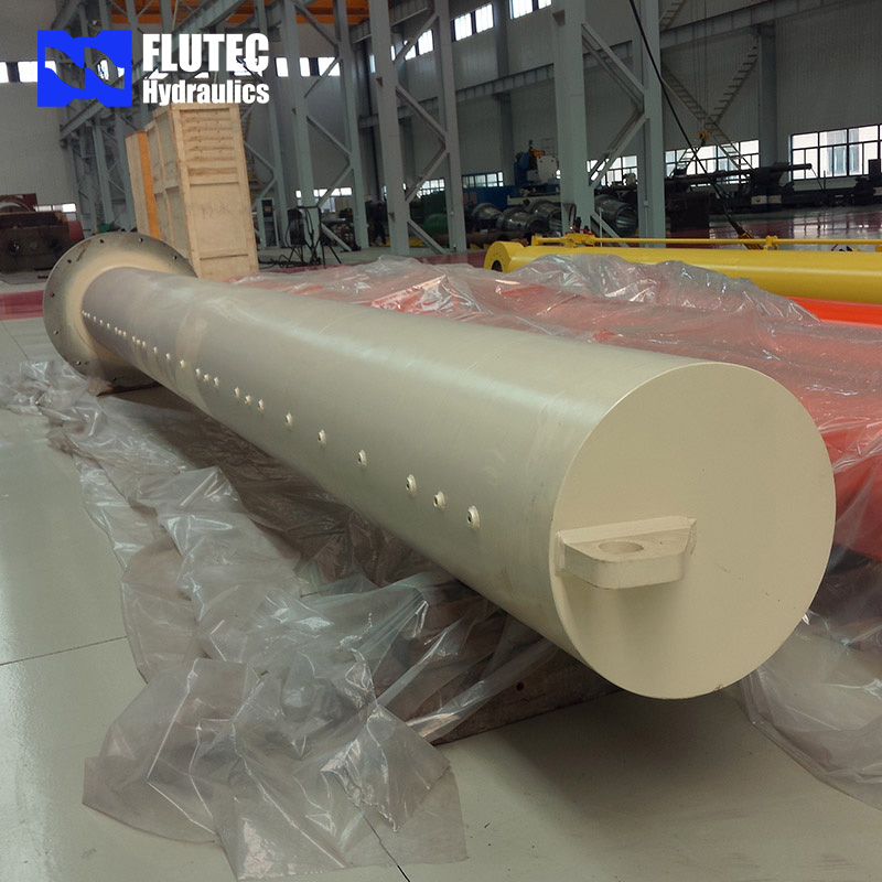 FLUTEC HYDRAULICS Гидравлический цилиндр для литейной машины из алюминия сертифицирован по ISO 9001