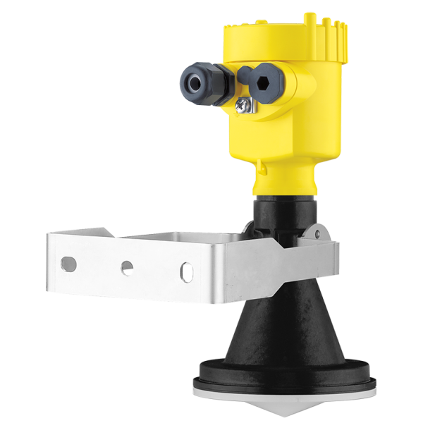 VEGAPULS 67 Radar Sensor for Continuous Level Measurement of Bulk Solids with IP67 Protection