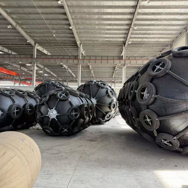 Pneumatic Rubber Fender with Long Service Life Anti Collision and Easy Installation for Marine Protection