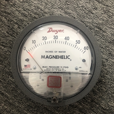 Dwyer 2000 シリーズ Magnehelic 精密圧力指示計