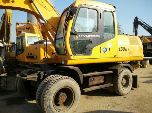 Used hyundai r130lc-5 excavator for sale