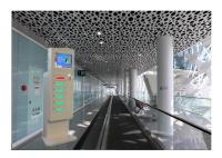 Estação de carregamento de celular comercial de 19 polegadas piso de vidro de pé e tela sensível ao toque Anúncios