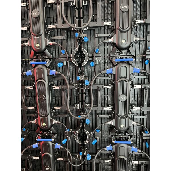 P2.604 flexible LED video wall 500x500mm for stage events brightness 4500cd