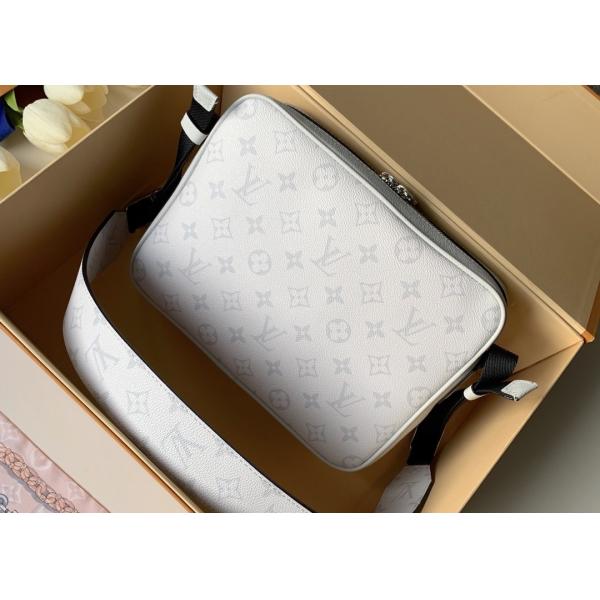 Black Square Taiga Leather Message Luxury Cross Body Bag Single Shoulder