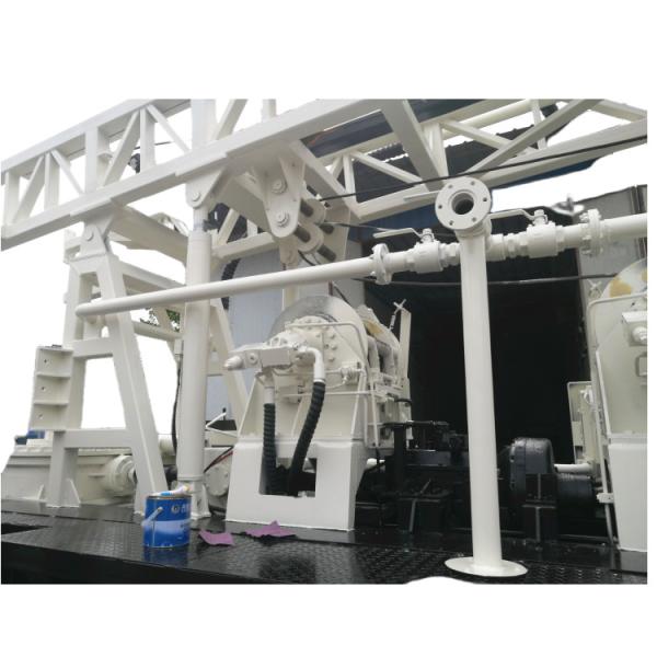 400M Special Vehicles SINOTRUK HOWO Truck Mounted Drilling Rig Oil Exploration