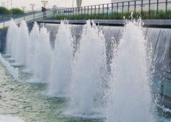 Bocal ajustável Jet For Swimming Pool 65m3/h da fonte da torre DN80 do gelo