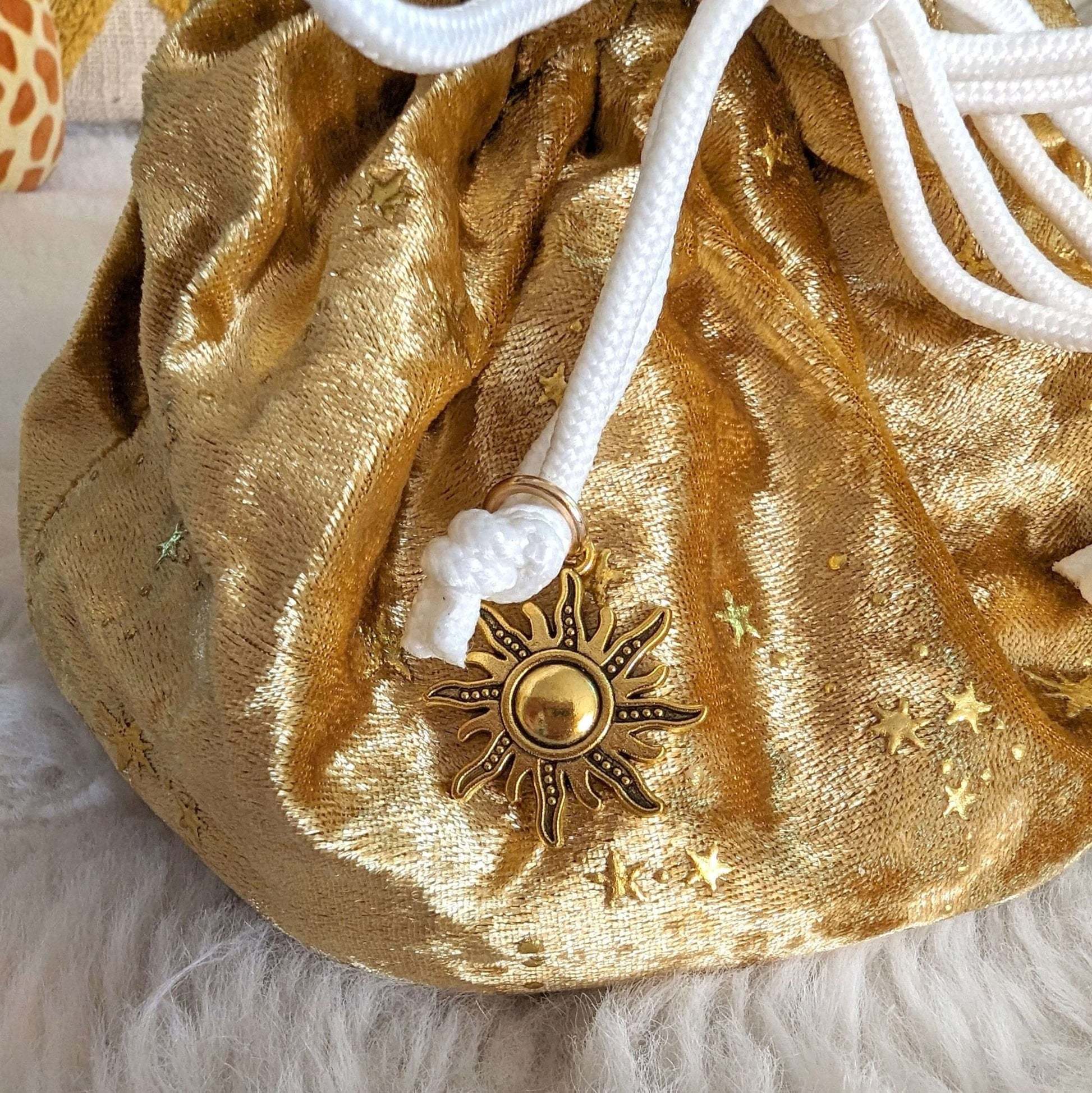 Lightweight And Compact Dice Bag Holds Up To 50 Standard Dice With High-quality Stitching For Gaming Enthusiasts