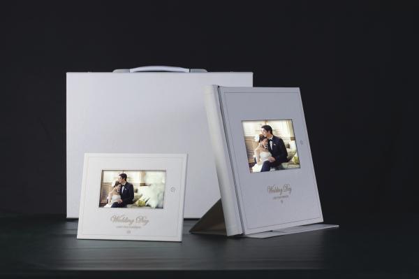 Leather Promotional Video Brochure Book Digital Wedding Video Book