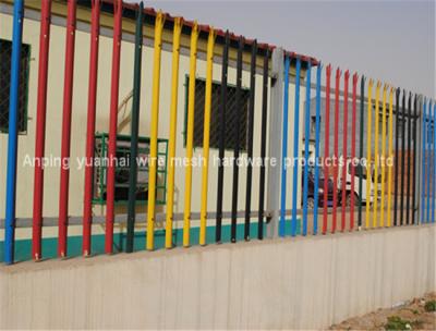 Paliçada de aço revestida Pvc que cerca o material galvanizado mergulhado pre quente do tubo