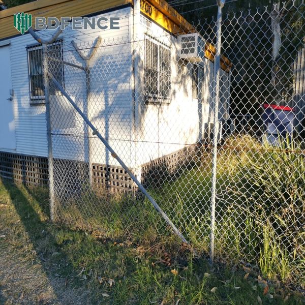 Sistema de cercado de alambre de eslabones de cadena de alta calidad, malla de alambre ciclónica de orificio de diamante para trabajo pesado