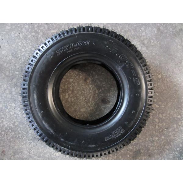 La moto de biais radiale de noir de 8 pouces fatigue 400-8 1.6kg 3.2kg