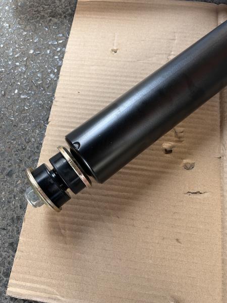 1370267 Shock Absorbers