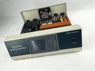 20khz 2600w Ultrasonic Welding Generator Digital RPS-DG4200