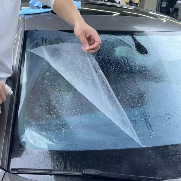 UV Proof Solar Auto Window Tint UVR 99% Electric Nano Ceramic Car Window Tinting