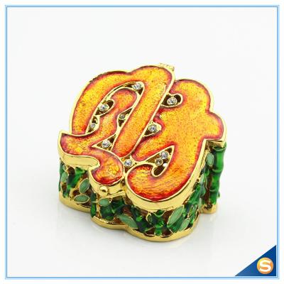 Chinese Style Hollowed-out Jewelry Box Rhinestone Decorative Trinket Box SCJ572