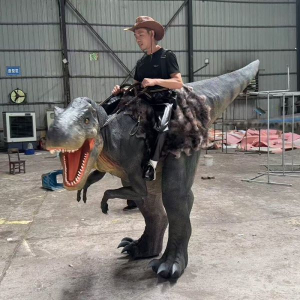 Theme Park Realistic Animatronic Dinosaur Ride Costume Stilts T-rex Costume