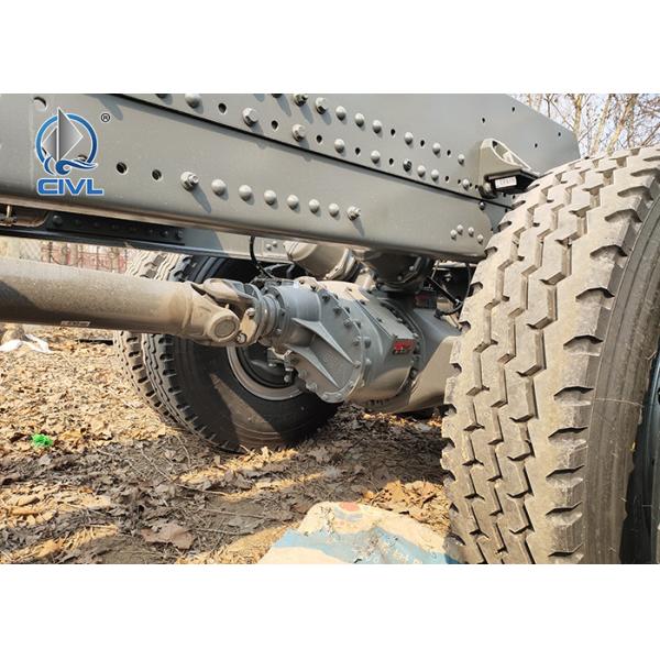 8 X 4  Heavy Cargo Trucks With 371 HP Engine , Heavy Duty Trucks Cargo Truck Chassis Colour Option