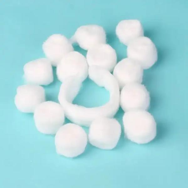 Sterile Absorbent Cotton Wool Balls 0.2g‑3g Medical Dental Cotton Balls For Wound Cleaning Skin Disinfection OEM Support