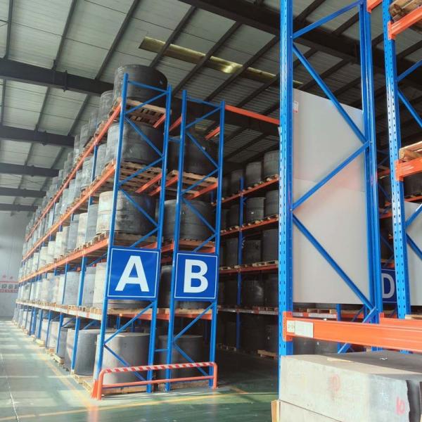 Customized  Warehouse Pallet Rack With Capacity 500kgs-4000kgs/Shelf