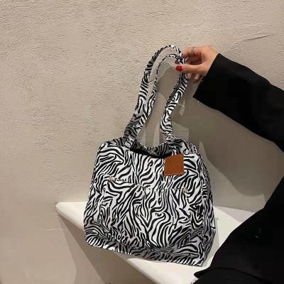 O leopardo das mulheres que imprime a lona de Eco ensaca a senhora animal Tote Bags da zebra do teste padrão