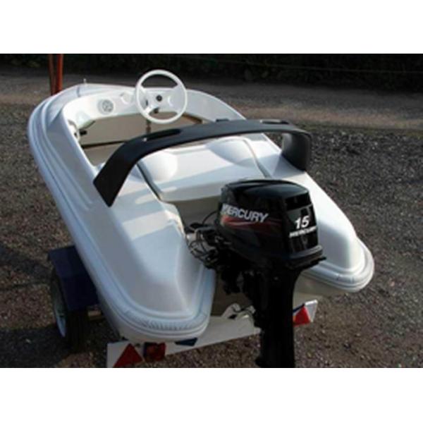 Fiberglass hull cruise Simple Pleasure Yacht for teenager water sports exercise