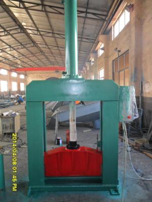 Máquina de corte de borracha