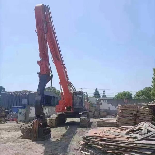 55T Excavateur Hitachi ZAXIS 550 à main levée avec capacité de seau de 3,3 m3