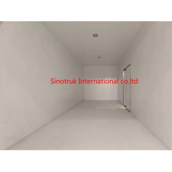 Refrigerated Truck SINOTRUK HOWO For Frozen Food / Medicine Transport