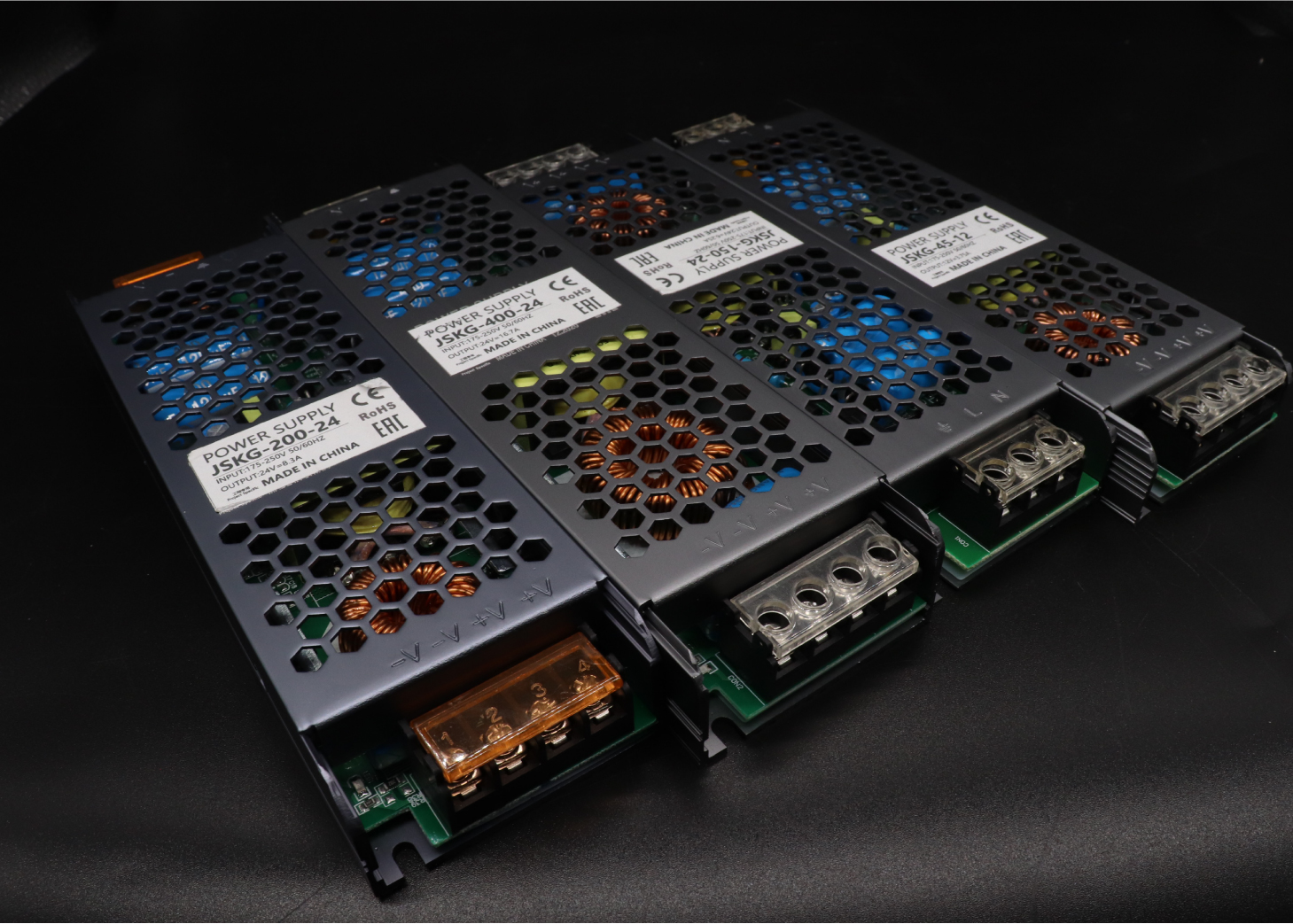 Одновыходовой трансформатор IP67 12V 250W активный PFC успокаивает шумное