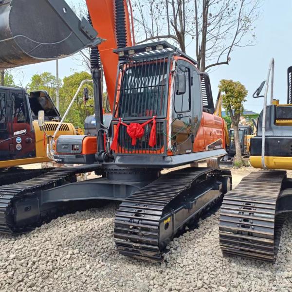 22 Tons Used Doosan Excavator Original Korea Digging Equipment In Farm