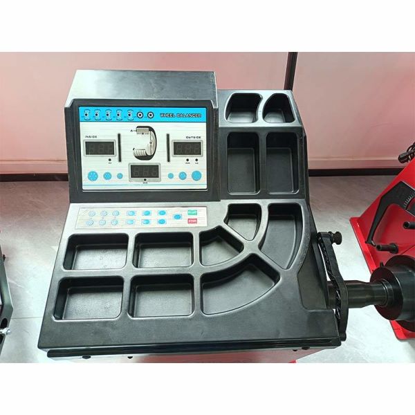 0.25kw Wheel Alignment Machine For High End Cars SUVs Commercial Vehicles