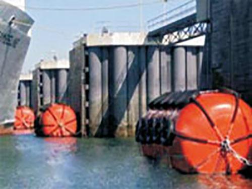 Cais Marine Fenders enchida espuma de flutuação 1500mm*3000mm