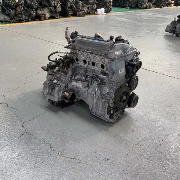Jeep 4 cilindros Nissan 1NZU Sed Usado Motor de gasolina Capacidad a confirmar