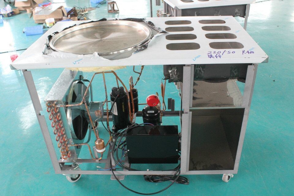 Commercial Use 8 Buckets Street Instant Ice Cream Roll Machine for Retail