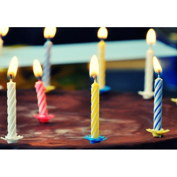 4 Colors 24Pcs Swirl Birthday Candles With Holders For Children Party Food Grade