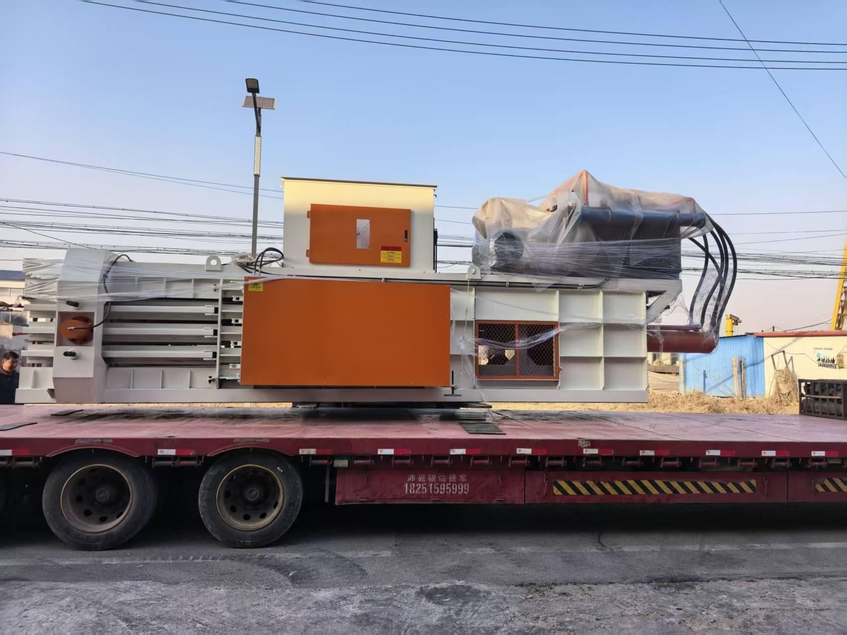 High-Capacity 1-10 Tons Per Hour Paper Baler with PLC Control and Safety Features for Efficient Recycling