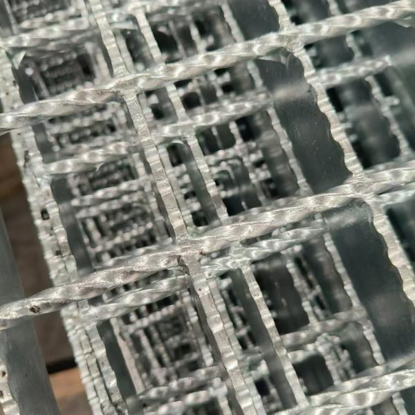 Grilles en acier galvanisé: protection contre la rouille