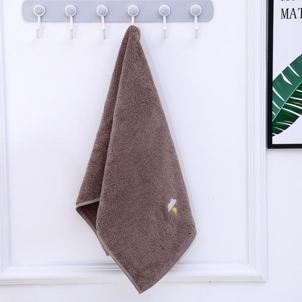 Taille personnalisée pour tous les âges Embroidery Logo serviette en coton pour hommes femmes serviettes épaisses douces COLORE SOLID