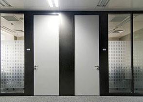 Silver / Black Anodized Aluminium U Channel For Office Partition System TS16949 : 2009