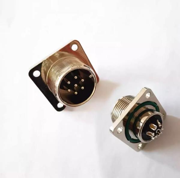 7-Pin 4-Pin Servo Motor Connector with 1000V Rating for Proportional Valve Applications